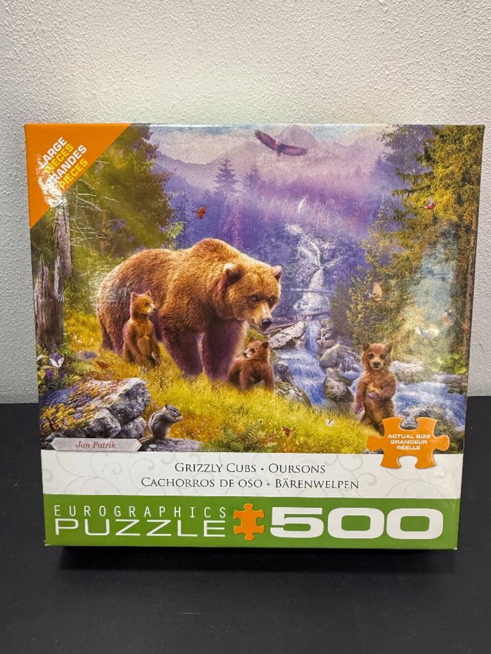 Eurographics jigsaw puzzle🔴3/$25🔴 Grizzly Cubs by Jan Patrik